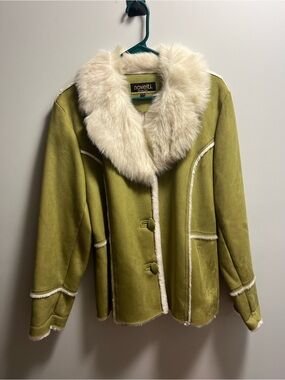 Novelti Olive Green Suede Coat with Cream Faux-Fur Collar